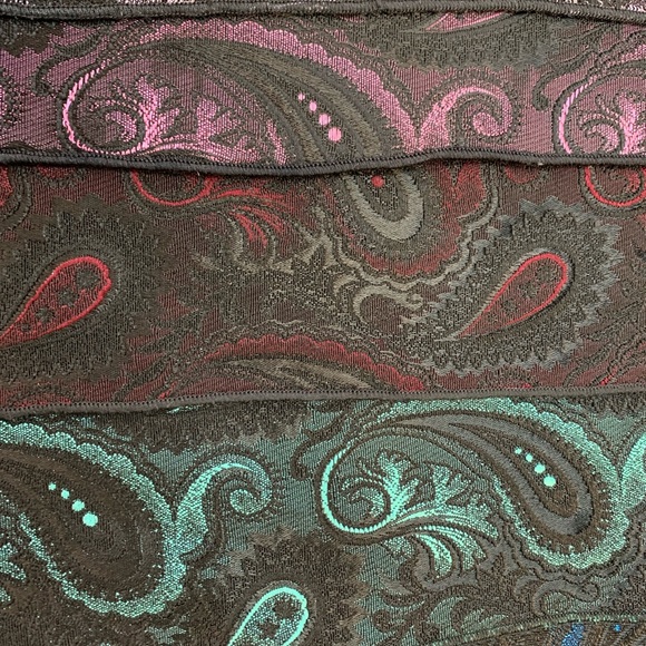 Set of 5 Vintage Pocket Squares - Picture 3 of 3